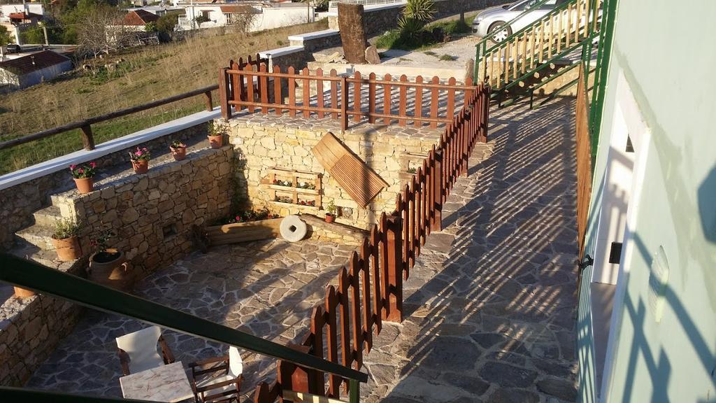 Elia Méronas Exterior photo